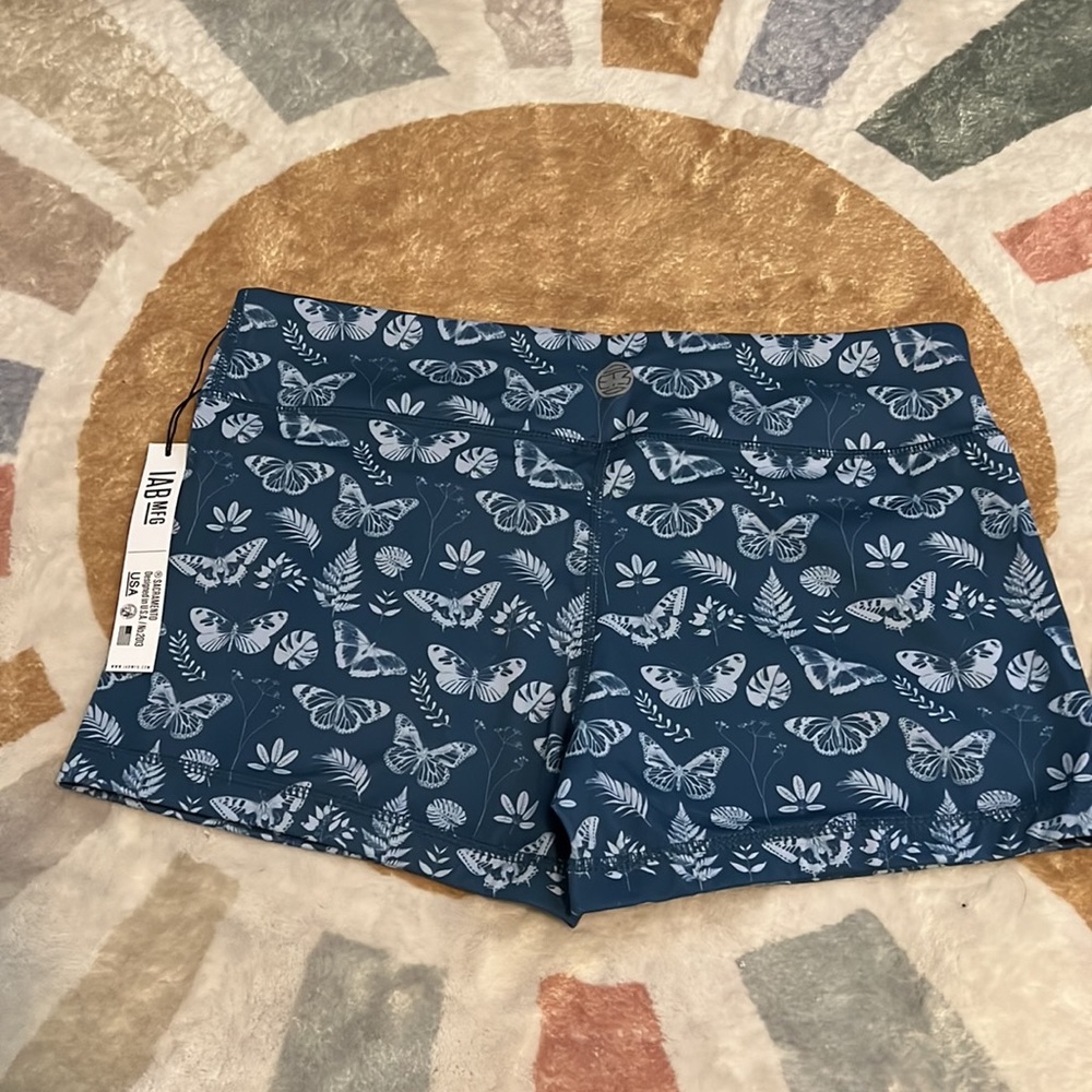 IAB no ride technology lightweight compression shorts butterfly print blue L